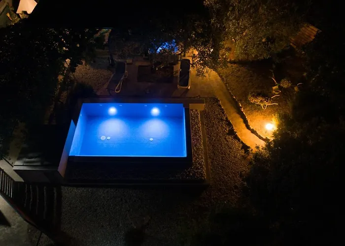 別荘 House Cvita *