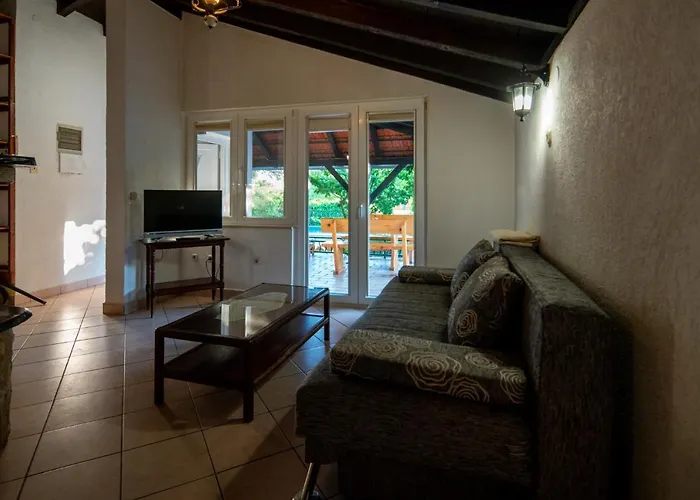 別荘 House Cvita *